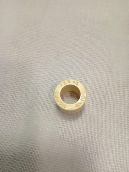 Bucha de redução CPVC 22 x 15 mm